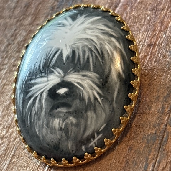 Hand Painted Grey and White Shaggy Dog Brooch - Picture 1 of 6